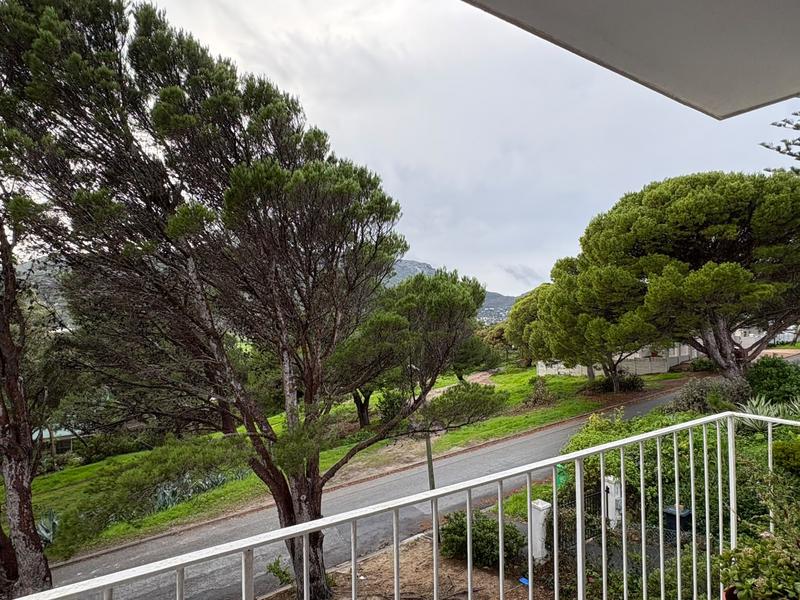 To Let 2 Bedroom Property for Rent in Fish Hoek Western Cape
